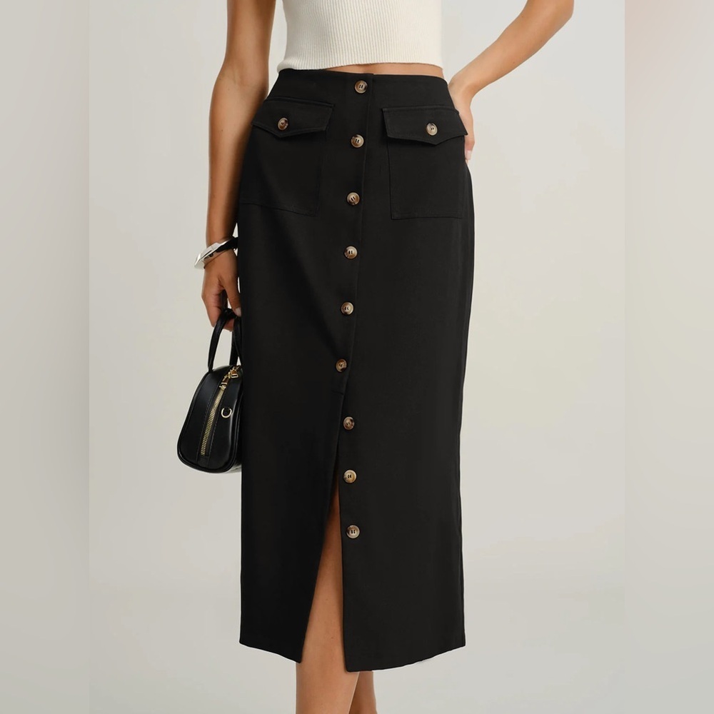 Button-Front Pocketed Midi Skirt